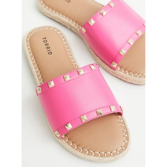 Torrid Hot Pink Faux Leather Studded Espadrille Slides Sz 9 EXTRA WIDE WIDTH - Picture 2 of 13